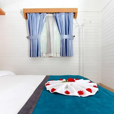 Azur Otel