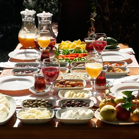 Azur 3* Çıralı