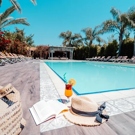 Otel Azur 3*