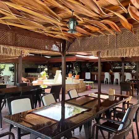 Otel Azur Çıralı