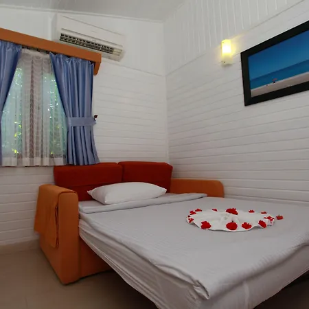 Azur Hotel Çıralı