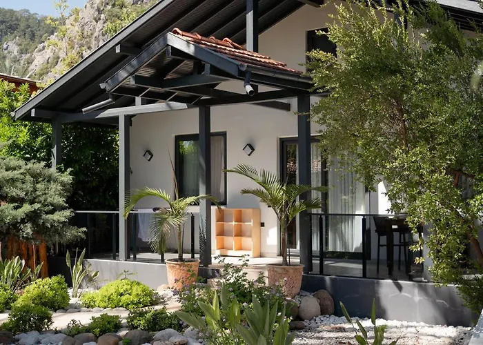 Azur Ξενοδοχείο 3*