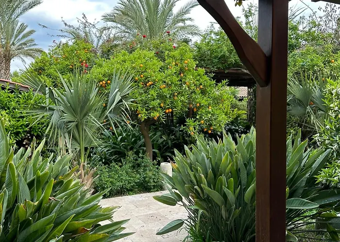 Azur Ξενοδοχείο 3*