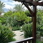 Azur Hotel 3*