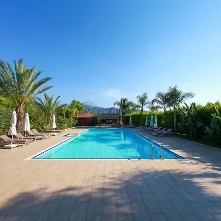 Azur Hotel Çıralı